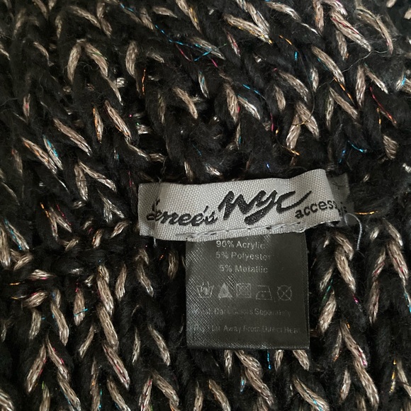Acrylic Black knit scarf - Picture 5 of 5
